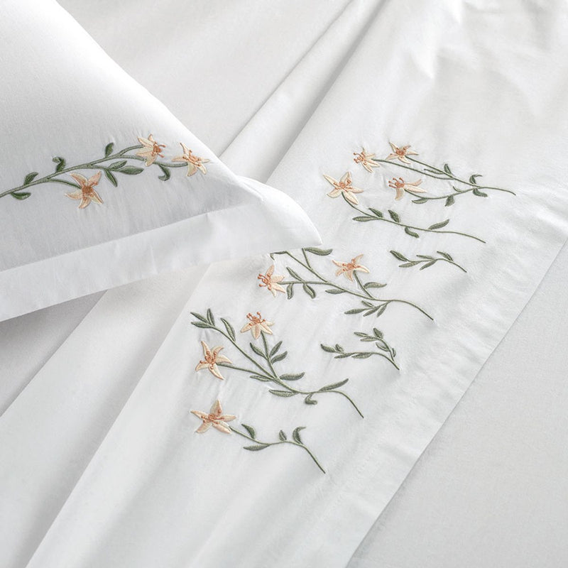 Jogo de Cama Queen com Bordado 200 Fios 100% Algodão Briana